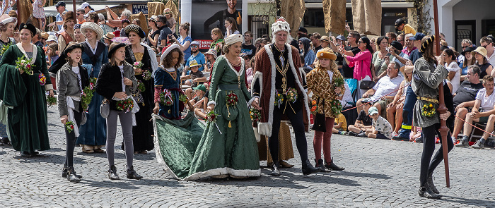 Dreifaltigkeitsplatz: Landshuter Hochzeit (Hochzeitszug)