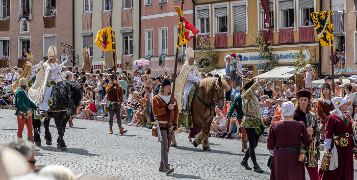 Dreifaltigkeitsplatz: Landshuter Hochzeit (Hochzeitszug) Landshut