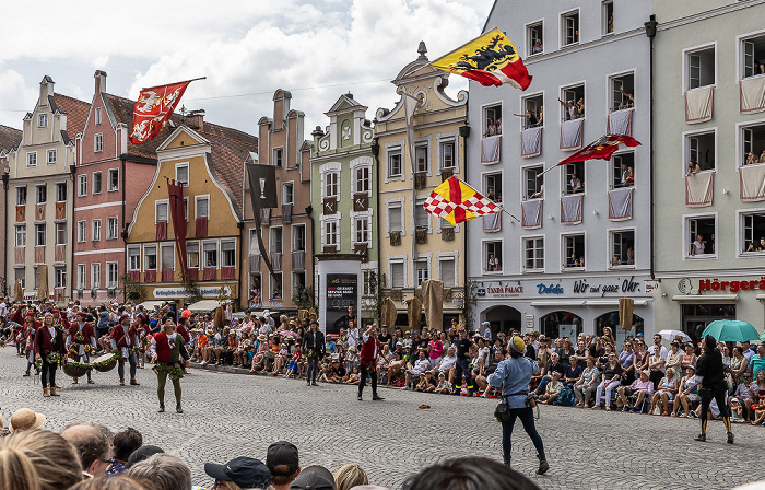 Dreifaltigkeitsplatz: Landshuter Hochzeit (Hochzeitszug) Landshut