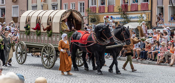 Dreifaltigkeitsplatz: Landshuter Hochzeit (Hochzeitszug)