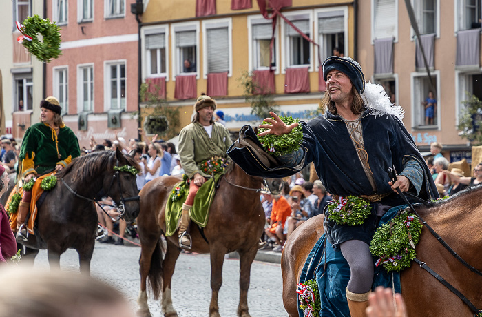 Dreifaltigkeitsplatz: Landshuter Hochzeit (Hochzeitszug)