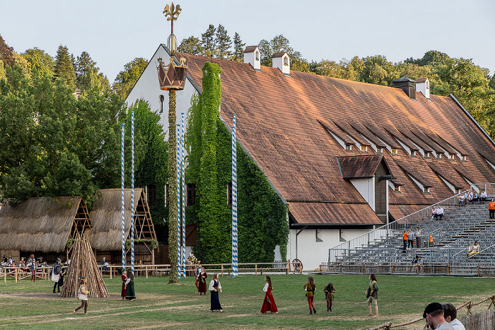 Ringelstecherwiese: Landshuter Hochzeit (Festliche Spiele im nächtlichen Lager) Landshut