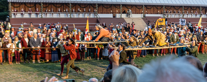 Ringelstecherwiese: Landshuter Hochzeit (Festliche Spiele im nächtlichen Lager) Landshut