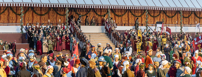 Ringelstecherwiese: Landshuter Hochzeit (Festliche Spiele im nächtlichen Lager) Landshut