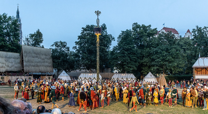 Ringelstecherwiese: Landshuter Hochzeit (Festliche Spiele im nächtlichen Lager) Landshut