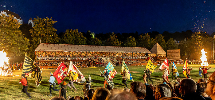 Ringelstecherwiese: Landshuter Hochzeit (Festliche Spiele im nächtlichen Lager) Landshut