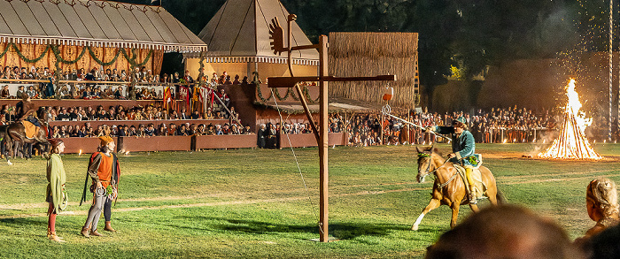 Ringelstecherwiese: Landshuter Hochzeit (Festliche Spiele im nächtlichen Lager) Landshut