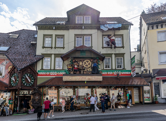 Hauptstraße: Haus der 1000 Uhren Triberg