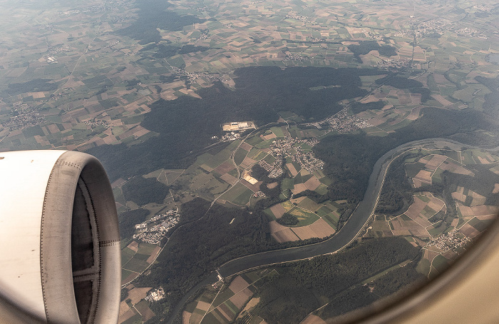 Bayern - Landkreis Neuburg-Schrobenhausen 2023-08-25 Flug DLH2508 München Franz Josef Strauß (MUC/EDDM) - Birmingham (BHX/EGBB) Kreut Oberhausen Staustufe Bittenbrunn Luftbild aerial photo