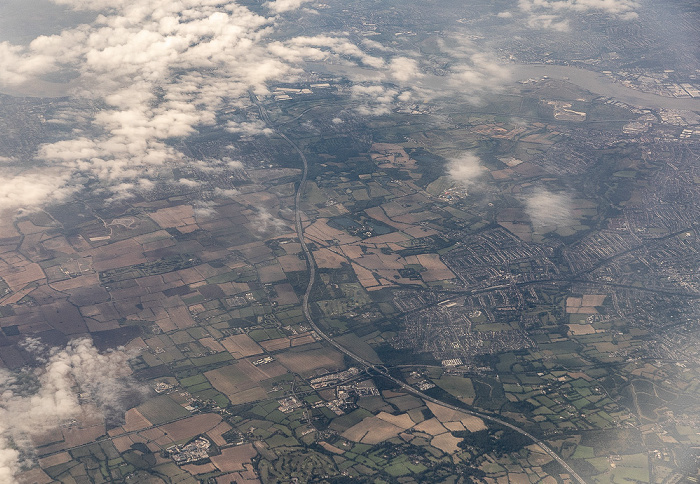 East of England - Essex: A12 Road, Brentwood 2023-08-25 Flug DLH2508 München Franz Josef Strauß (MUC/EDDM) - Birmingham (BHX/EGBB) Luftbild aerial photo