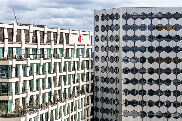 Blick von der Library of Birmingham: One Centenary Square (links), Three Arena Central Birmingham