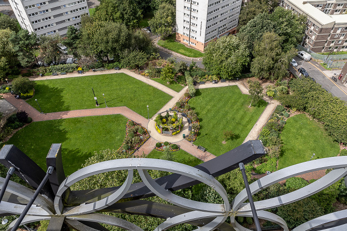 Blick von der Library of Birmingham: City Centre Gardens Birmingham