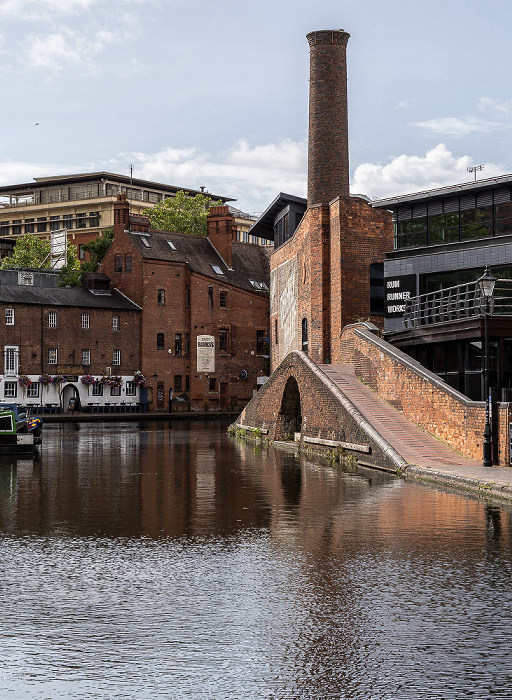 Birmingham Gas Street Basin: Regency Wharf