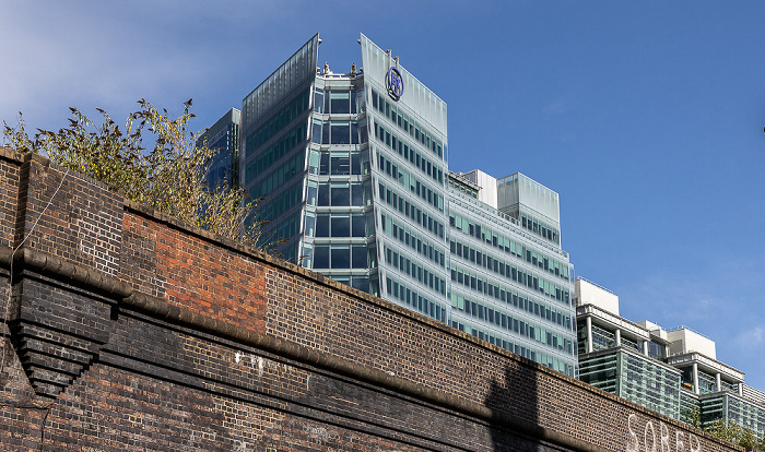 Birmingham Three Snowhill (links), Two Snowhill