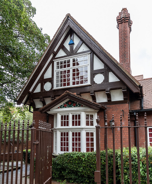 Lichfield Dam Street