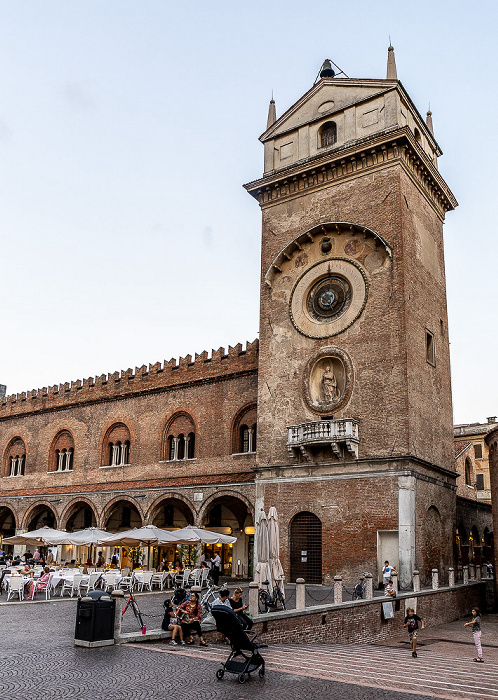 Piazza delle Erbe: Palazzo della Ragione und Torre dell'Orologio Mantua