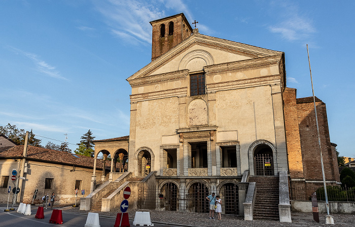 Largo XXIV Maggio: Chiesa di San Sebastiano Mantua