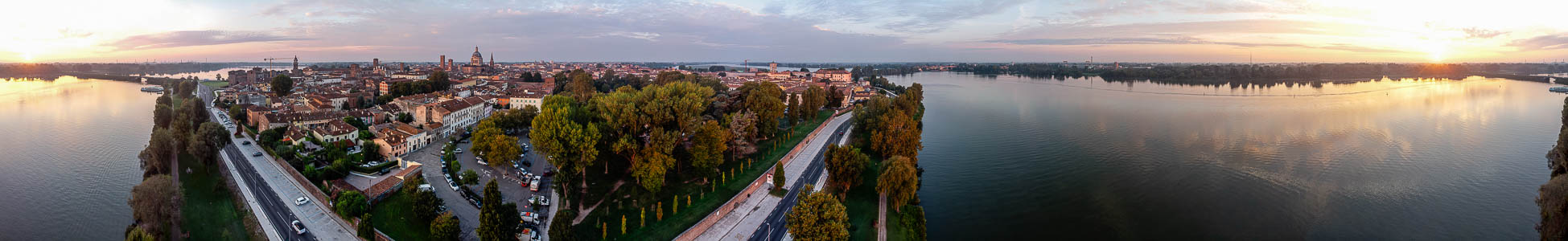 Centro storico, Lago di Mezzo (Mincio) Mantua
