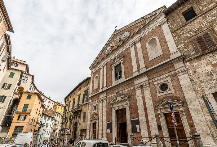 Piazza Matteotti: Chiesa del Gesù Perugia