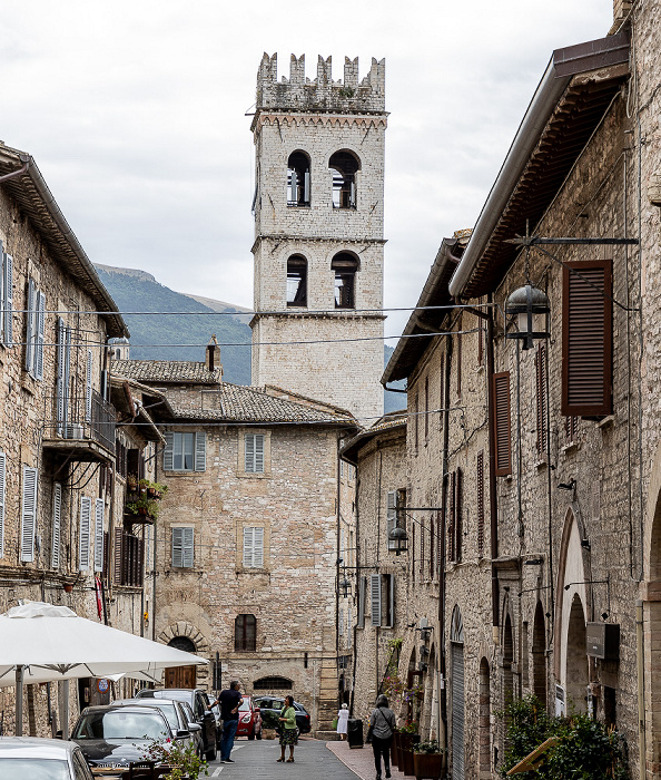 Assisi Via San Paolo Torre del Popolo