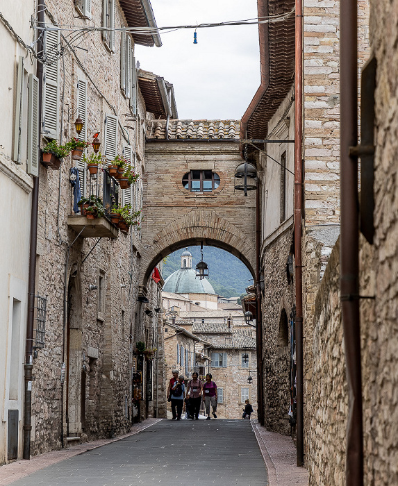 Assisi Via San Paolo Cattedrale di San Rufino