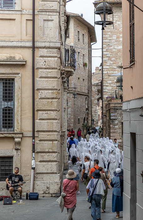 Assisi Via Portica