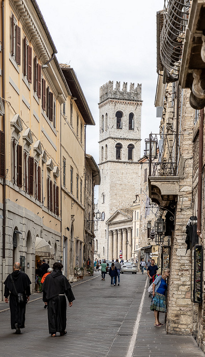 Assisi Corso Giuseppe Mazzini Chiesa di Santa Maria sopra Minerva Torre del Popolo