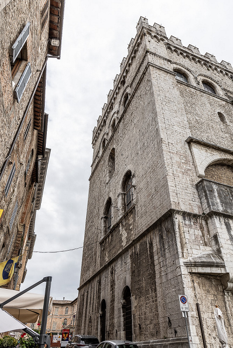 Gubbio Piazza Grande: Palazzo dei Consoli