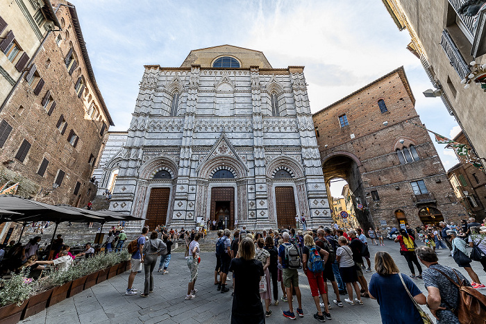 Piazza San Giovanni, Battistero di San Giovanni (Baptisterium) Siena