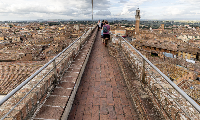 Siena Facciatone Piazza del Campo Torre del Mangia