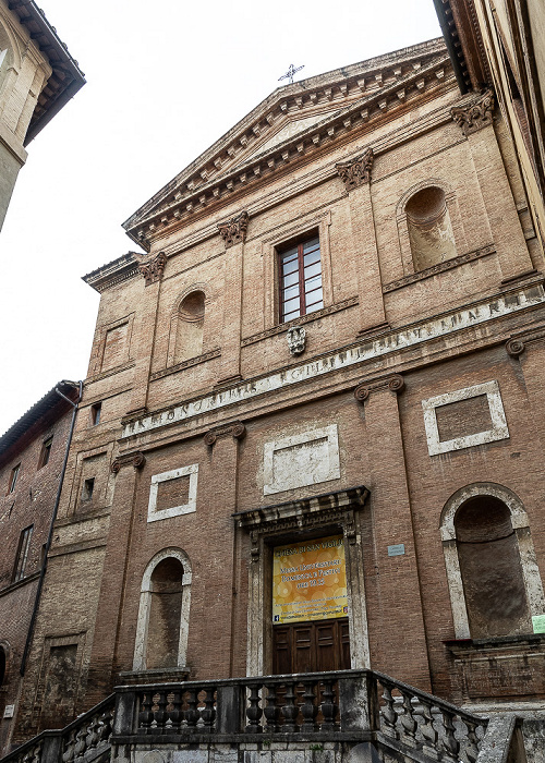 Siena Via San Vigilio: Chiesa di San Vigilio