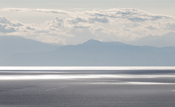 Blick auf das Tyrrhenische Meer und Korsika (Frankreich) Capoliveri