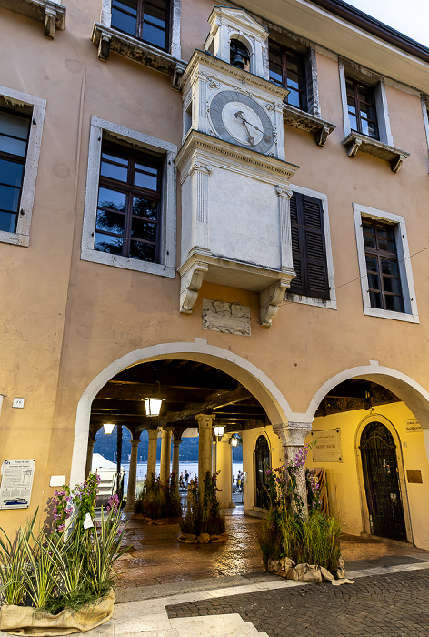 Salò Piazza Sant'Antonio: Palazzo della Magnifica Patria