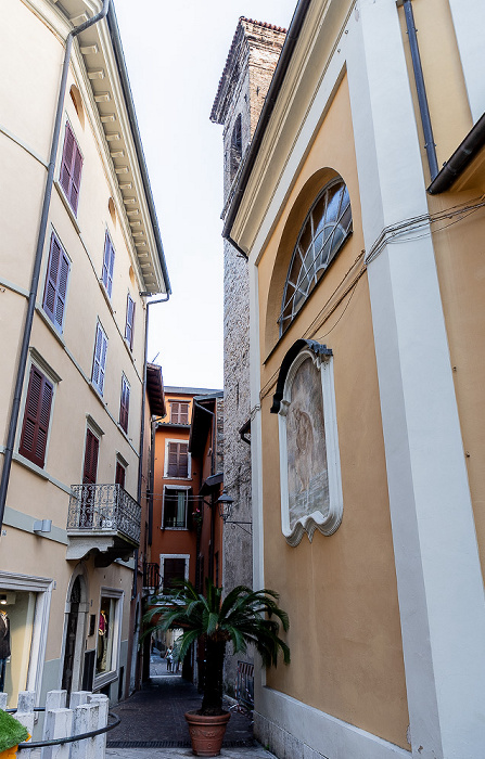 Vicolo San Giovanni: Chiesa di San Giovanni Decollato Salò