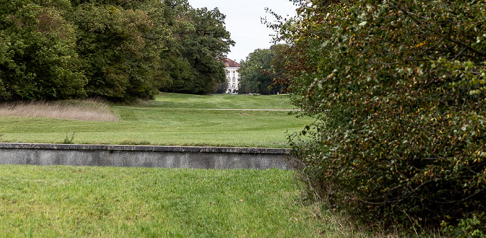 Neuhausen-Nymphenburg: An der Schloßmauer, Schlosspark Nymphenburg München