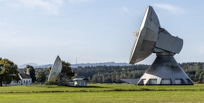 Erdfunkstelle Raisting: Antenne 2 (rechts) Raisting