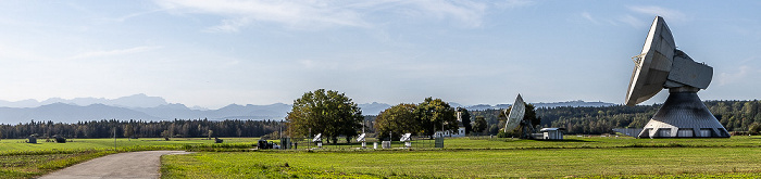 Erdfunkstelle Raisting: Antenne 2 (rechts) Raisting