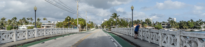 Venetian Way, Rivo Alto Island Miami Beach