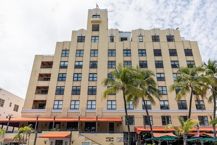 Ocean Drive: Finnegan's Way Miami Beach