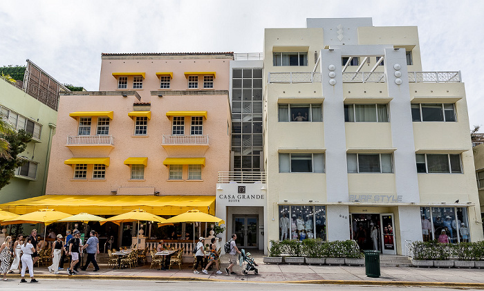Ocean Drive: Pelican Hotel (links), Casa Grande Suite Hotel Miami Beach