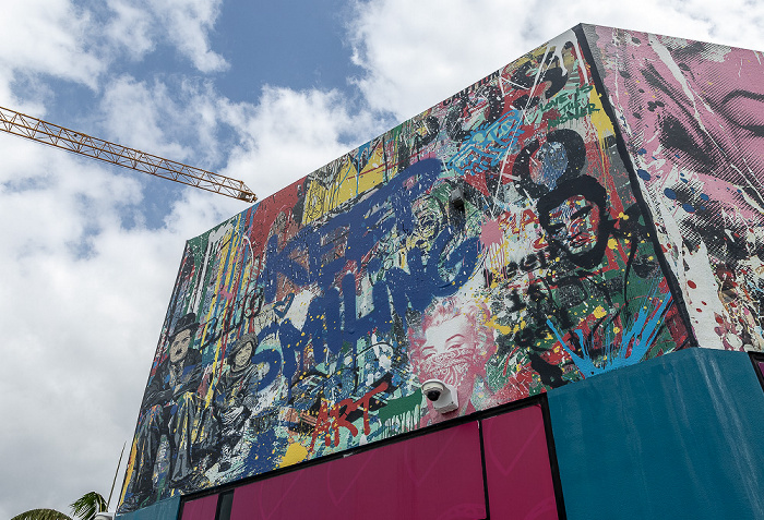 Wynwood Art District: Northwest 2nd Avenue / Northwest 27th Street - Street Art Miami