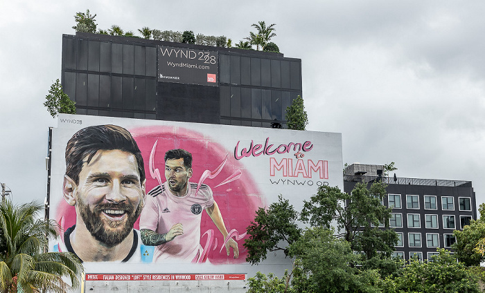 Wynwood Art District: Northwest 28th Street - Street Art Lionel Messi Miami