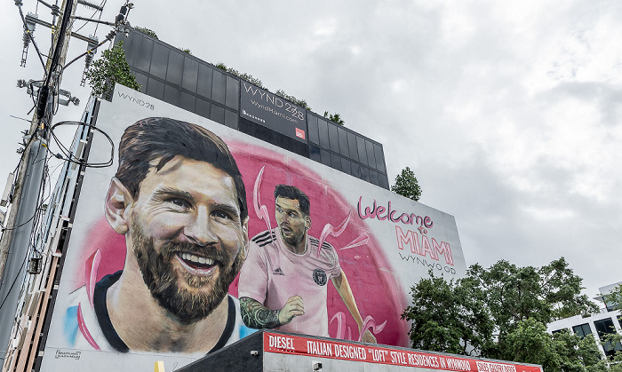 Wynwood Art District: Northwest 28th Street - Street Art Lionel Messi Miami