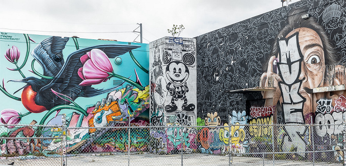 Wynwood Art District: Northwest 24th Street - Street Art Miami