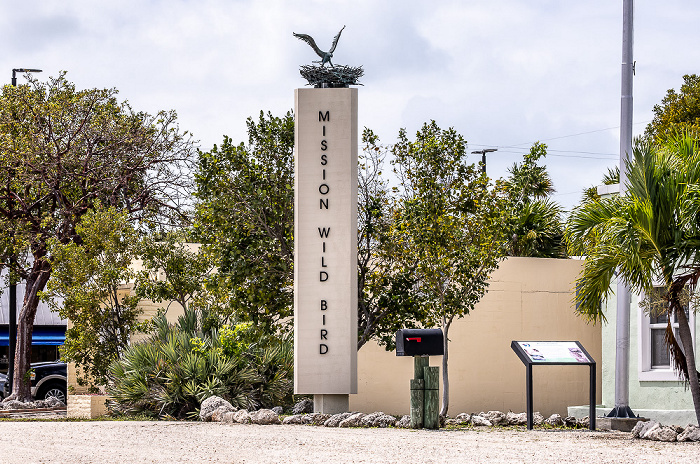 Key Largo: Overseas Highway (U.S. Highway 1), Mission Wild Bird Hospital Florida Keys