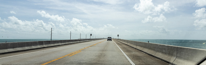 Overseas Highway (U.S. Highway 1) mit Long Key Bridge und Long Key Viaduct Florida Keys