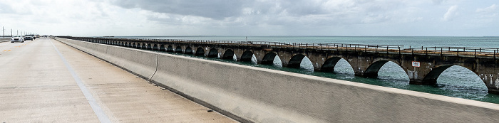 Overseas Highway (U.S. Highway 1) mit der Seven Mile Bridge Florida Keys