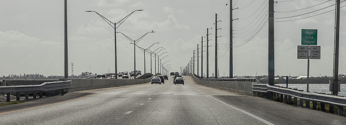 Overseas Highway (U.S. Highway 1) mit der Boca Chica Channel Bridge Florida Keys