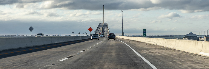 Interstate I-275 mit der Sunshine Skyway Bridge Hillsborough County (Florida)