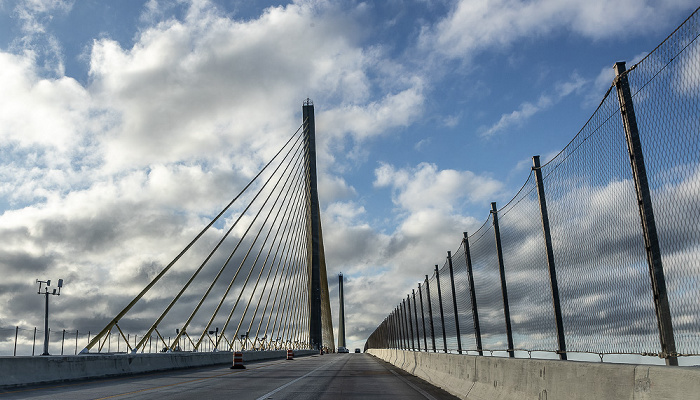 Interstate I-275 mit der Sunshine Skyway Bridge Hillsborough County (Florida)